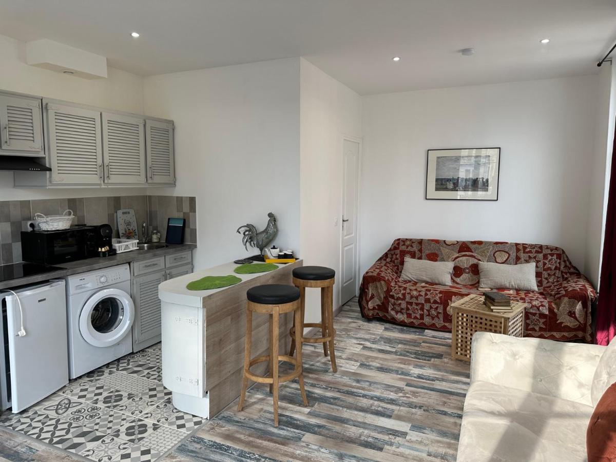 דייפ Des Beaux Appartements Deluxe מראה חיצוני תמונה