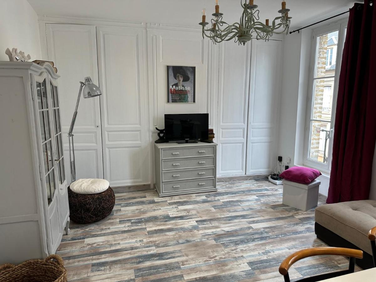 דייפ Des Beaux Appartements Deluxe מראה חיצוני תמונה